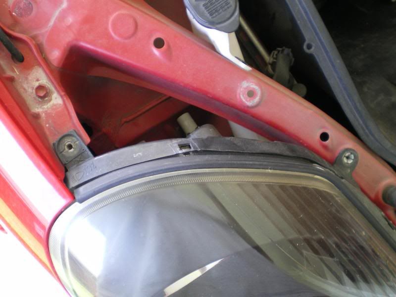 how to removing your headlights MR2 SpyderChat